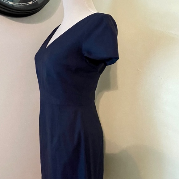 Banana Republic NWT size 0 Suiting dress Navy - Picture 3 of 9